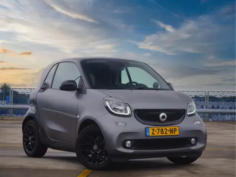 Smart Fortwo 1.0 Turbo Proxy 90pk AUT - JBL - LEDER - STOELVERWARMING -