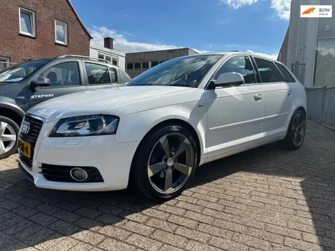 Audi A3 Sportback 1.2 TFSI S Edition * S-Line * 18 inch * Org. NL AUTO *