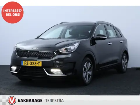 Kia Niro 1.6 GDi Hybrid DynamicLine/ Trekhaak/ Half-Leder/ Camera/ Apple + Android/ Navi/ Clima/ Cru