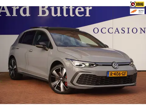 Volkswagen Golf 1.4 eHybrid GTE / IQLight / PanoDak / Camera / HUD / SOH92% / BLIS / Sfeer-verl. / S