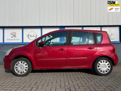Renault Grand Modus 1.6-16V Dynamique AUTOMAAT 2010 3495eu