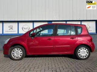 Renault Grand Modus 1.6-16V Dynamique AUTOMAAT 2010 3495eu