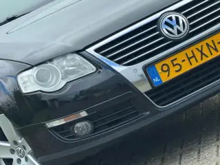 Volkswagen Passat Variant 1.4 TSI Highline - Deep Black Pearlescent - Luxe & Ruim - Cruise/Clima - K
