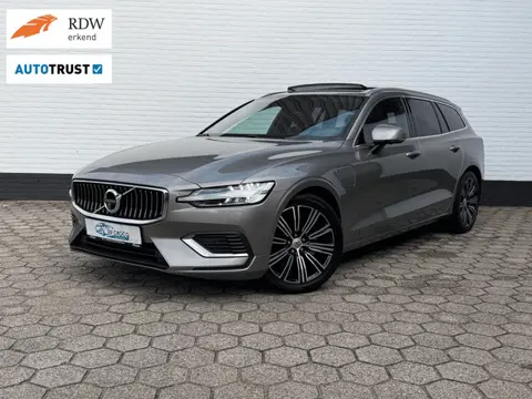 Volvo V60 T8 Recharge AWD Inscription PANO l TREKHAAK l ACC l H/K
