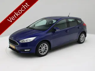 Ford Focus 1.0 Lease Edition Navi / Airco / PDC / Trekhaak / Origineel NL