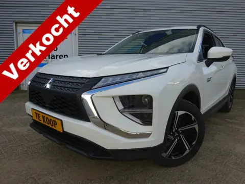 Mitsubishi Eclipse Cross 2.4 PHEV AFN TREKHAAK CAMERA CARPLAY SOH 98%