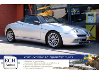 Alfa Romeo Spider 2.0-16V T.Spark,leer, 17 inch, (bj 2000)