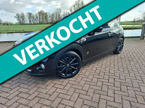 Mini Mini 1.5 Cooper Chili Serious Business Clima Navi Cruise PDC Stoelverwarming