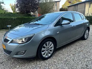 Opel Astra 1.6 Cosmo