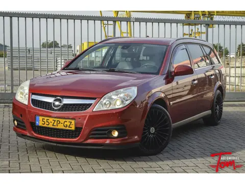 Opel Vectra Wagon 1.8-16V Executive | LEDER | AIRCO