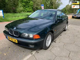 BMW 5-serie 523i Executive + NWE APK!!