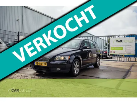 Volvo V50 1.8 Edition I NIEUWE APK Zeer goede met ijskoude airco en trekhaak (in 2025 geplaatst) Uit