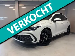 Volkswagen Golf GTE 1.4 eHybrid | panorama-dak | iQ Light | 19" lichtmetalen velgen |