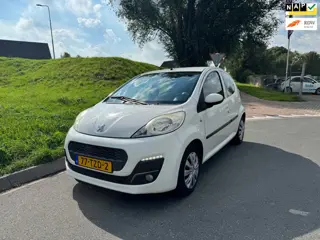 Peugeot 107 1.0 Active Airco, LED dagrijverlichting