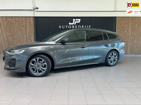 Ford Focus Wagon 1.0 EcoBoost Hybrid ST Line ACC|Applecarplay|Camera|17inch velgen|Dodehoekdetectie