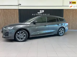 Ford Focus Wagon 1.0 EcoBoost Hybrid ST Line ACC|Applecarplay|Camera|17inch velgen|Dodehoekdetectie