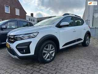 Dacia Sandero Stepway 1.0 TCe 90 Comfort * AUTOMAAT * PDC * Navi *