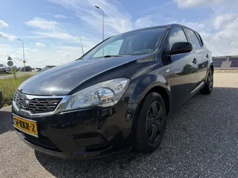 Kia Cee'd 1.4 CVVT X-tra Carplay Airco Trekhaak 2eigenaren APK 9-27