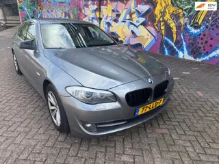 BMW 5-serie 523i High Executive automaat leer navigatie goed onderhouden rijden als nieuw nette mooi