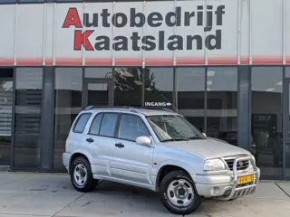 Suzuki Grand Vitara 2.0 - 4x4 - Trekhaak - Airco