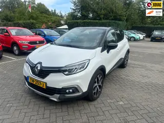 Renault Captur 0.9 TCe Bose , navigatie , pdc voor en achter met camera