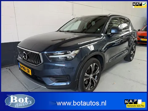 Volvo XC40 1.5 T4 Recharge Inscription / 1E EIGENAAR / TREKHAAK / DEALER ONDERHOUDEN / LEDER INTERIE