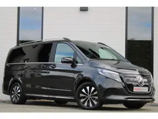 Mercedes-Benz EQV 300 L2 / AMG / Luchtvering / 7-Persoons / Burmester / 360 Camera / Vol Opties / NI