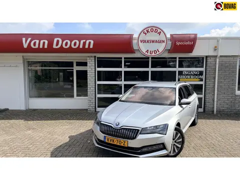 Skoda Superb Combi 1.4 TSI iV Business Edition Plus|apple car play| android auto