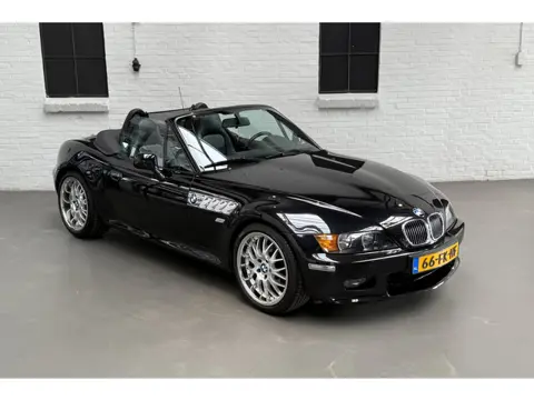 BMW Z3 Roadster 2.8 Wide body Handgeschakeld (bj 2000)