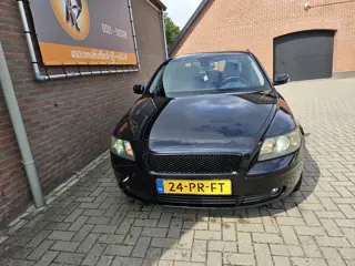Foto 13 van Volvo S40 2.4i Momentum (bj 2004)