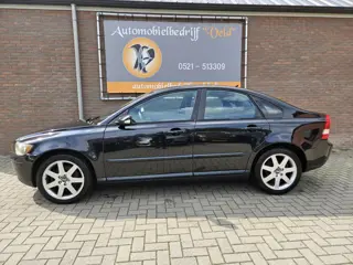 Foto 14 van Volvo S40 2.4i Momentum (bj 2004)