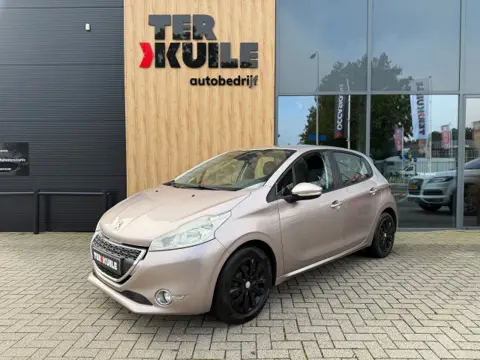 PEUGEOT 208 1.2 VTI Access / 5 drs / met apk zo meenemen
