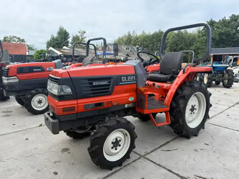 Kubota GL221