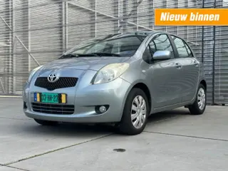 TOYOTA YARIS 1.3 VVTI SOL AIRCO LAGE KM  !! 1e EIGENAAR !!