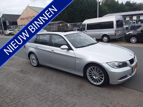 BMW 3 Serie Touring 318i Business Line (bj 2008, automaat)