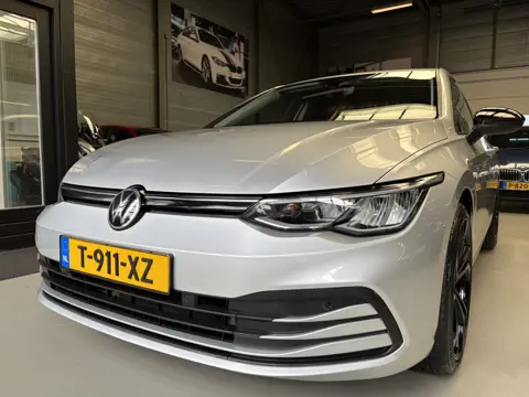Volkswagen Golf 1.5 eTSI 19inch, Sfeerverlichting, Led
