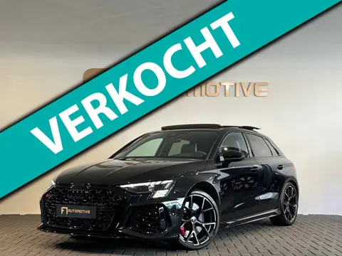 Audi RS3 Sportback 2.5 TFSI quattro Pano|HuD|Memory|Massage