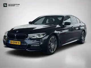 BMW 5-serie 530i High Executive (NL-auto, Dealer OndH, Navi, StoelV, Harman/Kardon, Camera, Head-up,