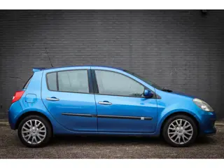 Renault Clio 1.4-16V Dynamique Luxe Net binnen-Nu al te bezichtigen