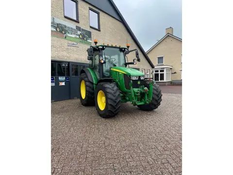 John Deere 5115R (bj 2018)