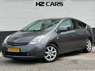Toyota Prius 1.5 VVT-i Tech Edition|Trekhaak|Camera|Clima|Cruise