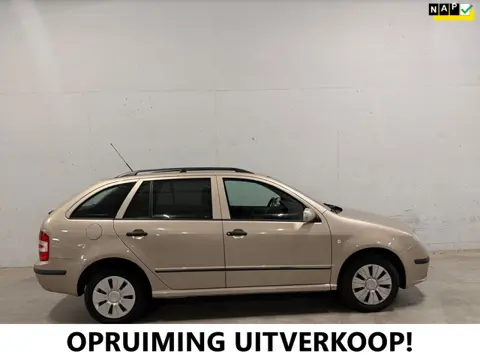 Skoda Fabia Combi 1.4-16V Ambiente Nieuwe APK Cruise Control NAP Navi