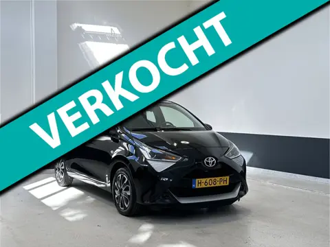 Toyota Aygo 1.0 VVT-i x-play | NL | 1 Eig | Apple Carplay/ Android auto| Navigatie | Camera|