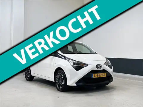 Toyota Aygo 1.0 VVT-i x-play | NL | 1 Eig | Apple Carplay/ Android auto| Navigatie | Camera|