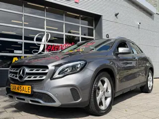 Mercedes-Benz GLA-klasse 180 Urban Sport - Navigatie I Airco I 1/2 Leder Sport interieur & Velgen I 