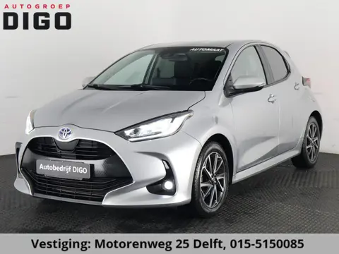 Toyota Yaris 1.5 HYBRID DYNAMIC SILVERLINE GARANTIE TOT 9-2031 CARPLAY NAVIGATIE .CAMERA. ADAPTIEVE 