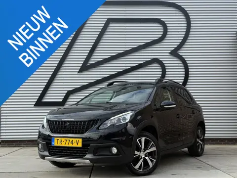 Peugeot 2008 1.2 PureTech GT-line Navi|Pano|Trekhaak|Camera|Carplay|Cruise|Clima|PDC|Stoelverwarming