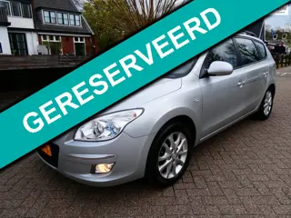 Hyundai I30 CW 1.6i Dynamic 127pk Automaat 1e eig. Clima Trekhaak 1200kg.