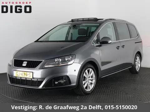 SEAT Alhambra 1.4 TSI Style Business 7persoons | Trekhaak | Schuif-/Kanteldak | Navigatie | Camera |