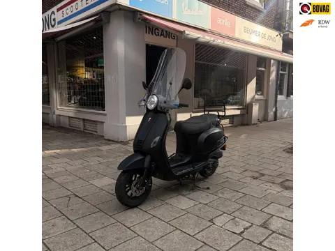 GTS Snorscooter Toscana Pure